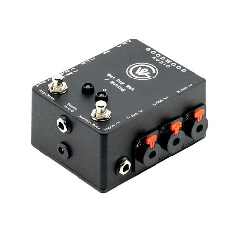 custom pedalboard junction box|goodwood audio junction box.